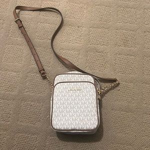 Michael Kors Crossbody Bag